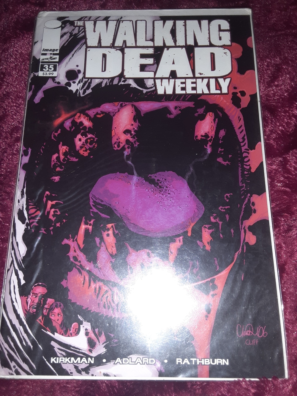 The Walking Dead Weekly #35 Comic Book - Purple & Black Cover